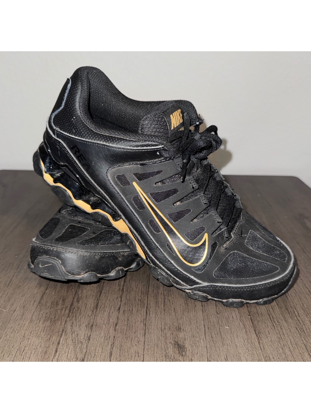 Nike Reax 8 TR Black Metallic Gold — Men’s 7.5